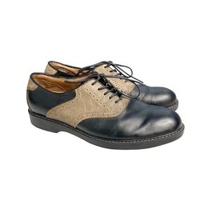 G.H. BASS & Co Pheonix-1 Men size 10.5 D leather black and tan lace up oxfords.